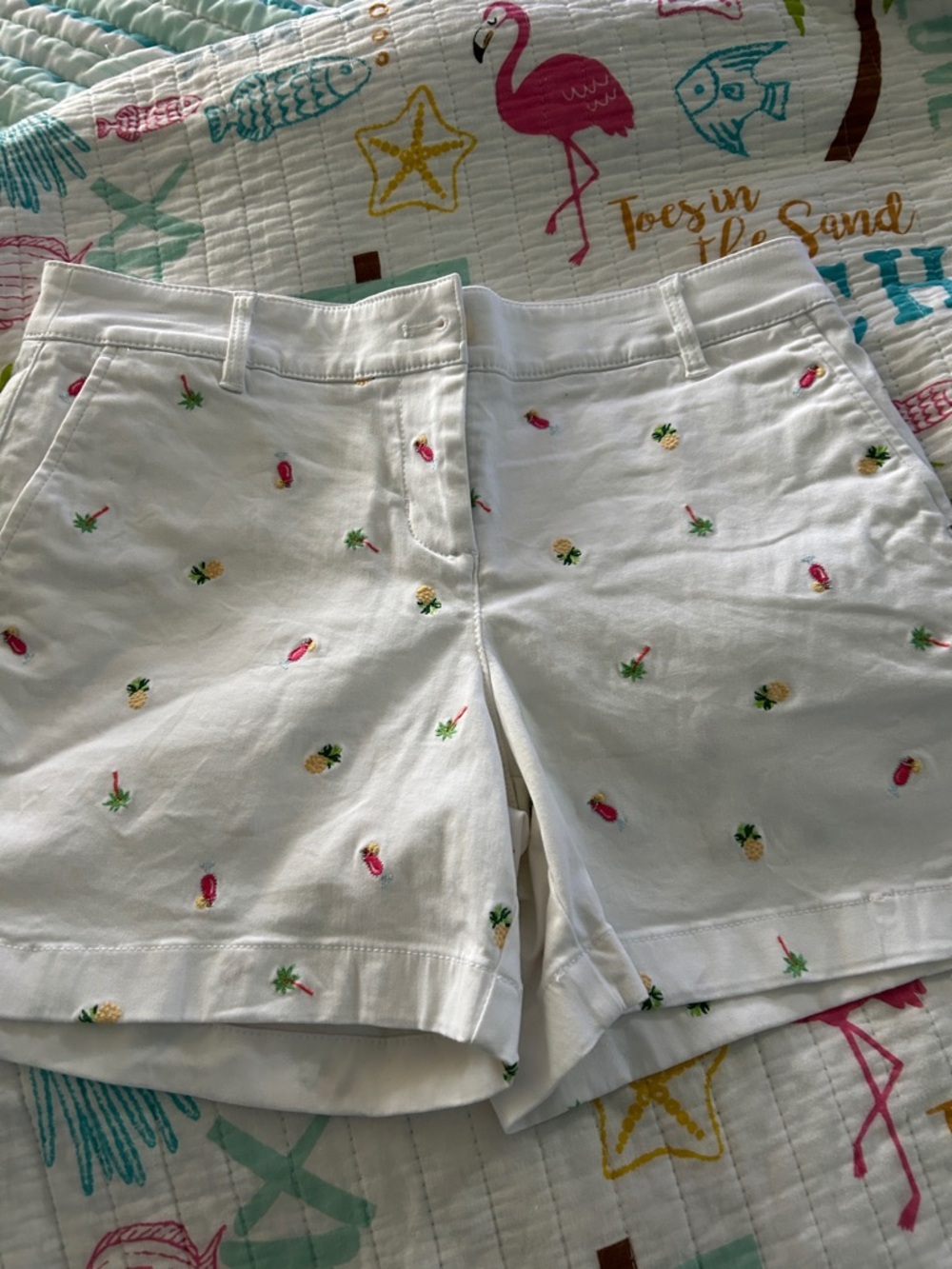 Tommy Bahama White Shorts with Pink & Yellow Pineapple and cocktails  Embroidery
